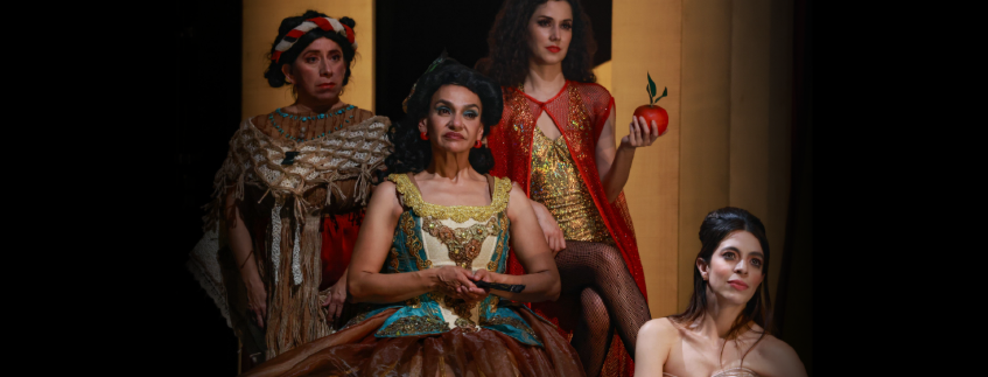 El eterno femenino - Header 1